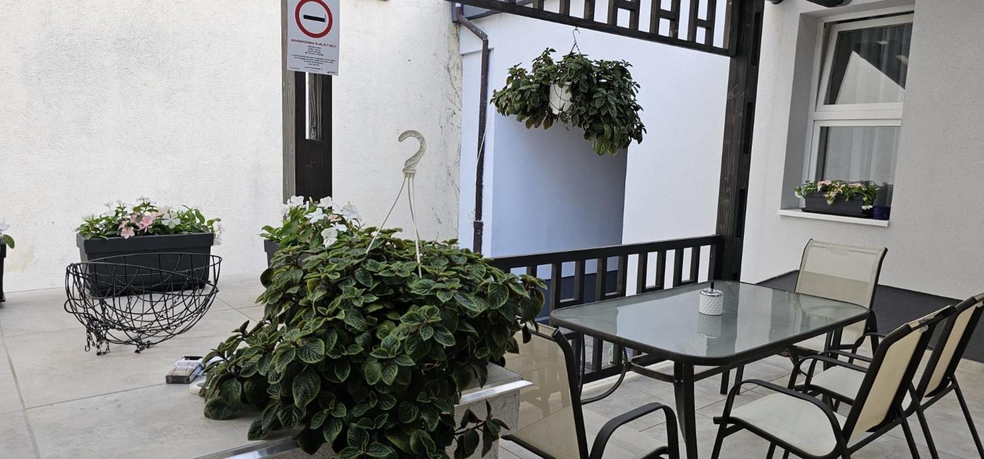 Peterfia Boutique Apartments Debrecen Exterior photo